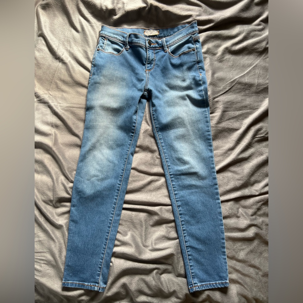 Free People Women’s Slim Straight Light Faded Blue Jeans‎ Size 26